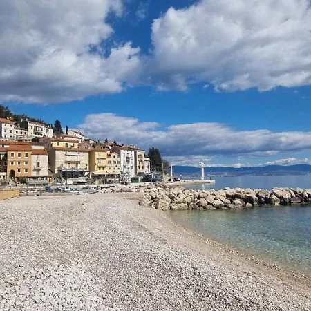 Bed and Breakfast Visum Mare Tribus *